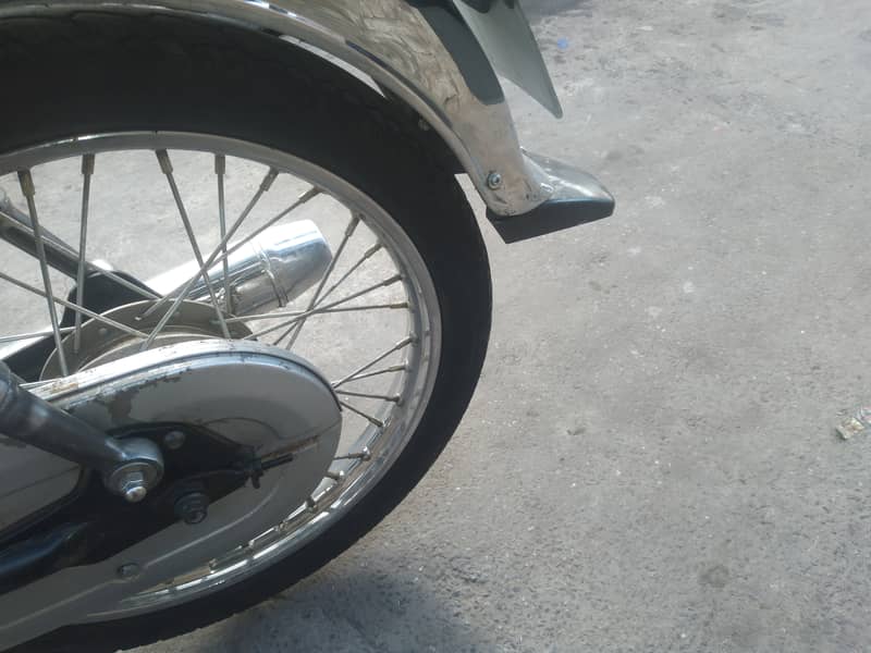 all ok bicke new betrry tyre tube ok 1