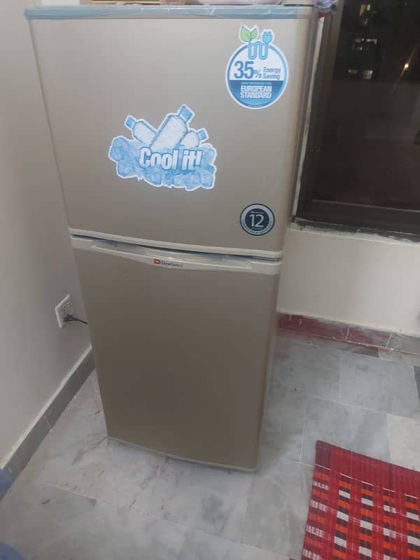 refrigerator 9122  only 4 month used 1