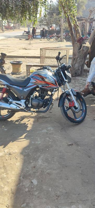 Honda 150F 10/9 Lush Condition 100% Ok price full final  no time waste 0