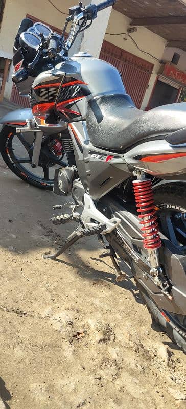 Honda 150F 10/9 Lush Condition 100% Ok price full final  no time waste 2