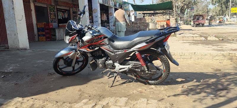 Honda 150F 10/9 Lush Condition 100% Ok price full final  no time waste 5