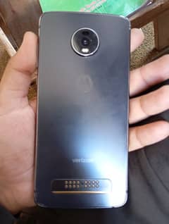 Moto z4/4/128 GB front corner r back corner Halka as crack ha