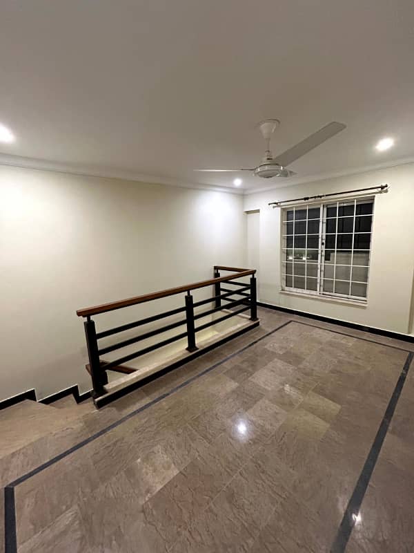 Full house 4bed available for rent in D-12 Islamabad 14