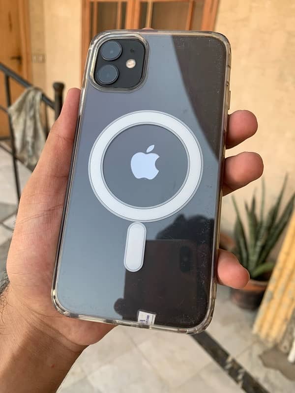 iPhone 11 Factory Unlock 64GB Sim Working Non PTA 10/10 Urgent Sale 0