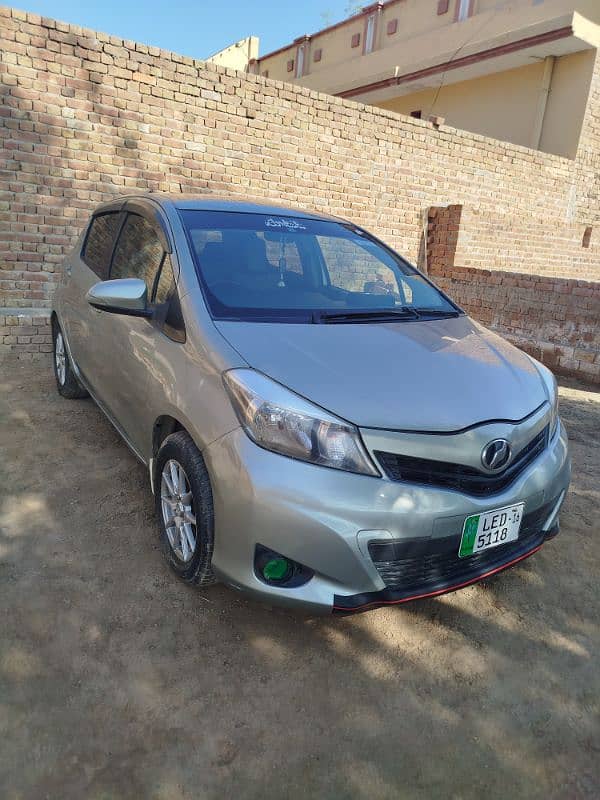 Toyota Vitz 2016 0