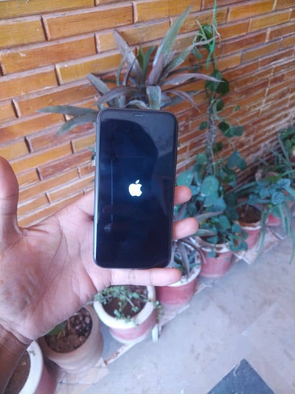 iphone 11 128 gb non pta factory unlocked waterpack 0