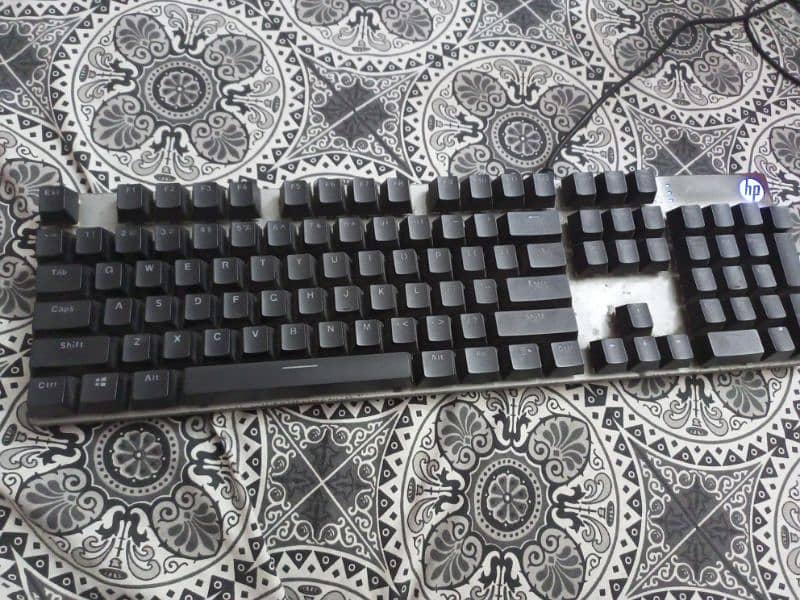 hp mechanical blue switches keyboard. 7/10 condition. 0