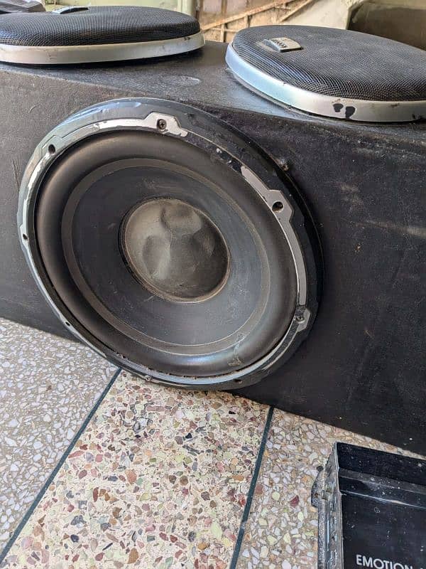 woofer speaker & amplifier +car tape 4