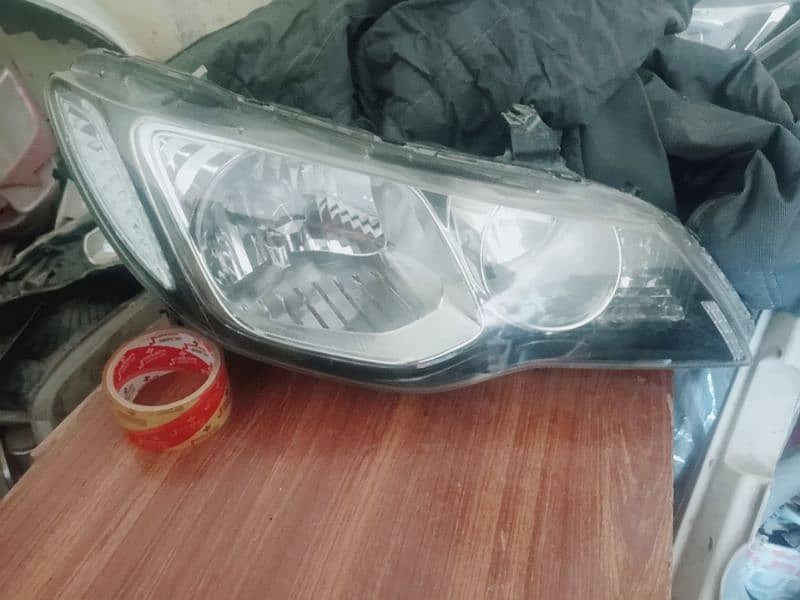 Honda civic headlight pair 1