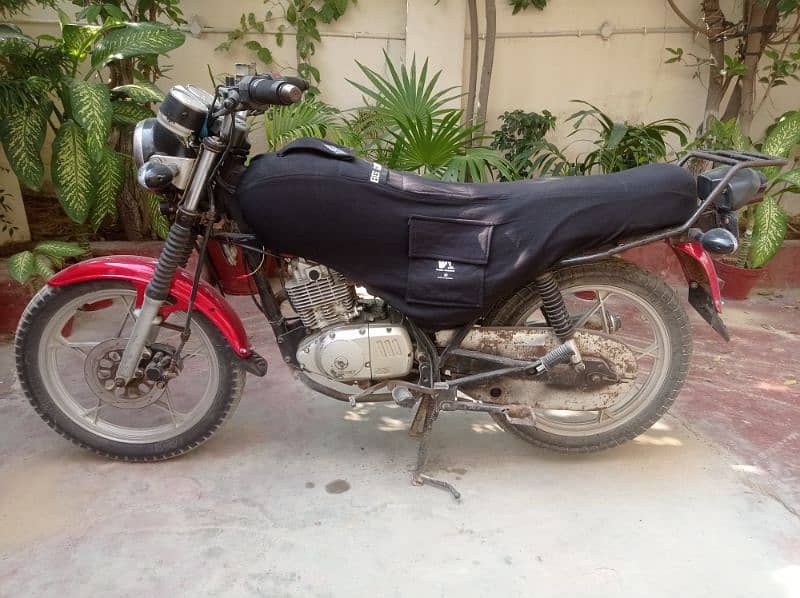 SUZUKI GS 150 SE ALLOYRIM 7