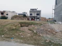 8 Marla Solid Plot With Dual 40 Ft Road Access In Faisal Margalla City, Islamabad!!!