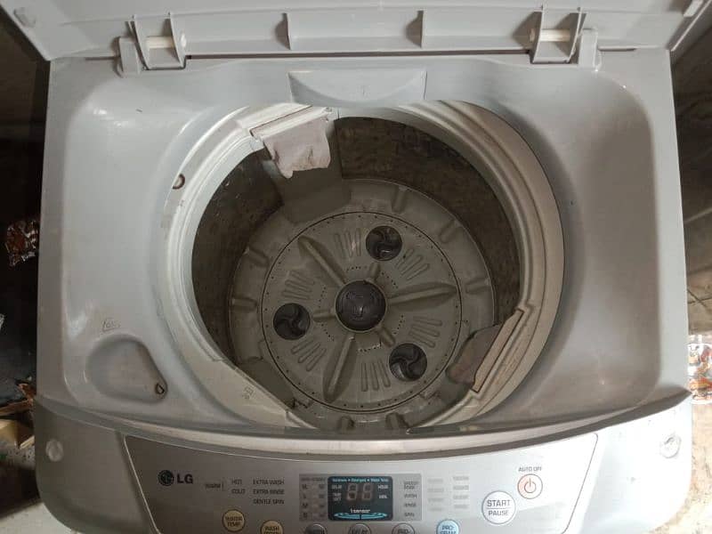 Lg 12Kg Fully automatic Washing machine 100% in working For Sale , 4