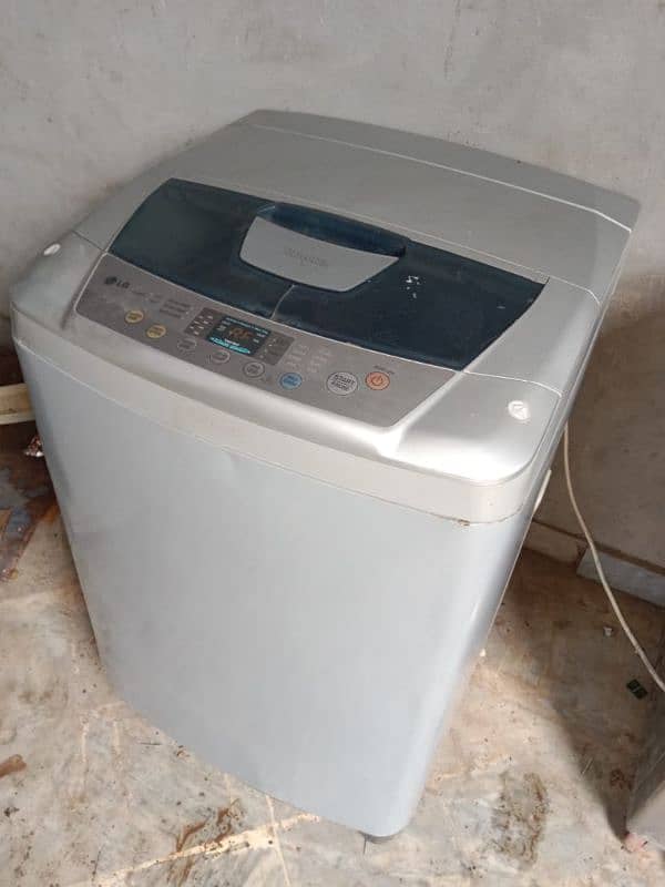 Lg 12Kg Fully automatic Washing machine 100% in working For Sale , 7