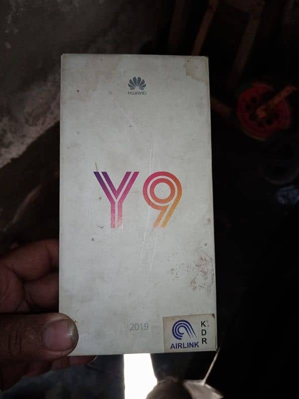 Huawei y9 with box 4g64 0325 6458024 2