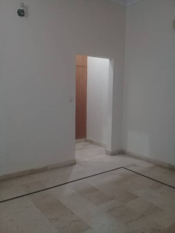 independent 240 yards bungalow for rent in johar 9