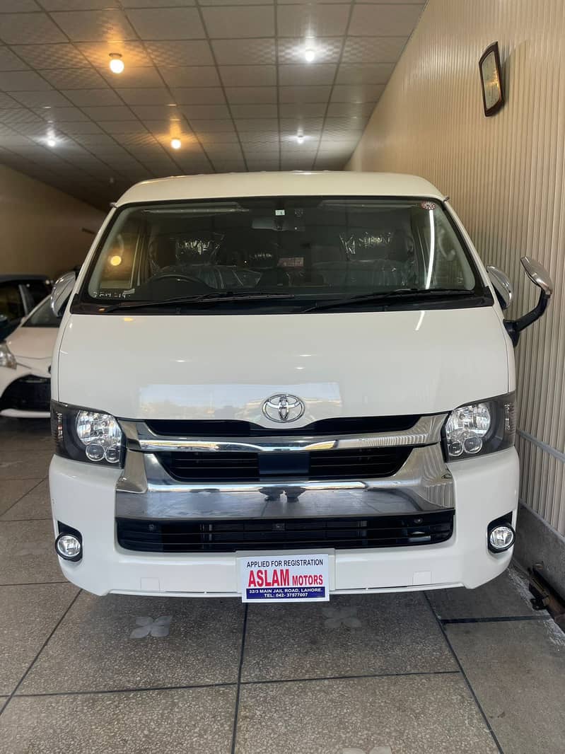 Toyota Hiace GL 2018 Fresh Import 2024 0