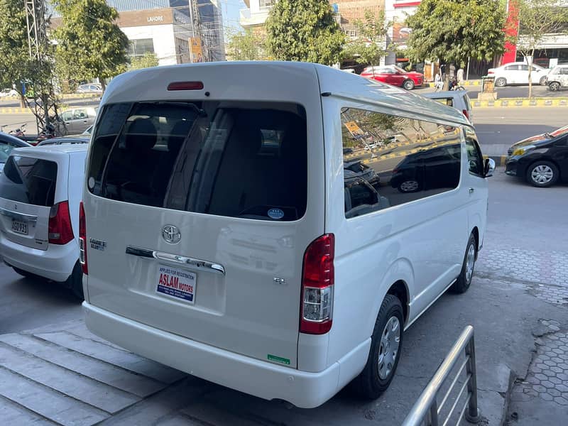 Toyota Hiace GL 2018 Fresh Import 2024 4