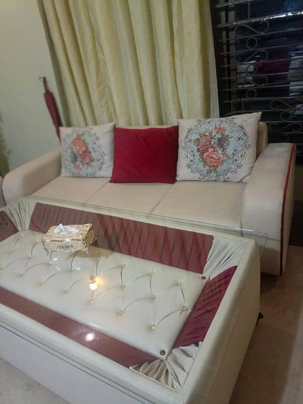 10 seater sofa fancy center table 8