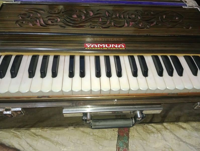 Jamuna harmonium made in India 2