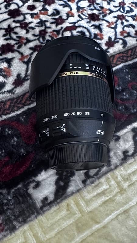 Nikon  D7000 with 3 different zoom  lens 5