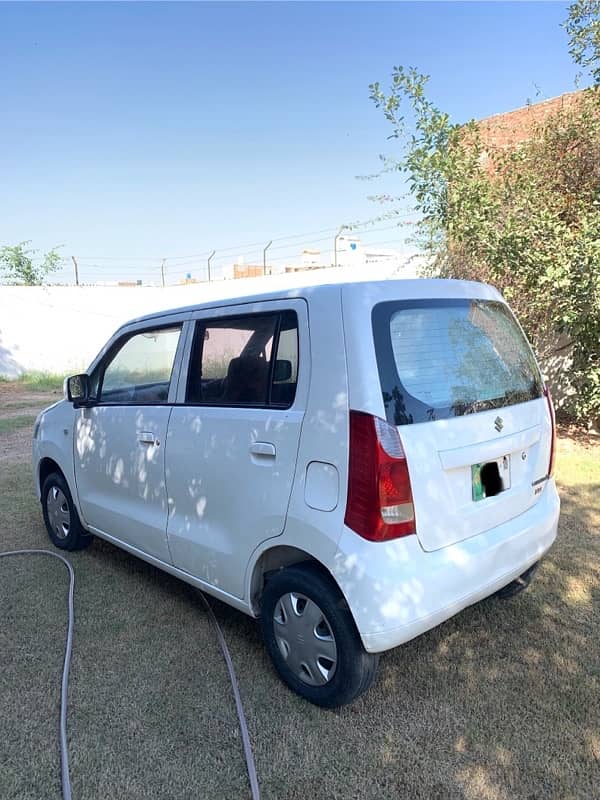 Suzuki Wagon R 2017 3