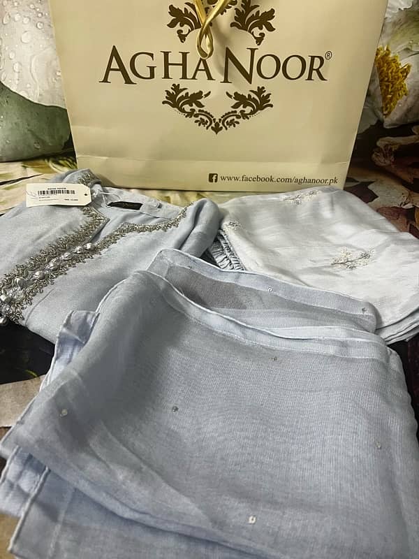 Agha Noor Small 3 piece personal selling 1