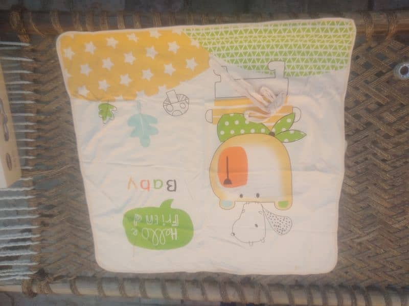 baby cart. baby kambal. baby sheet. baby bister 3