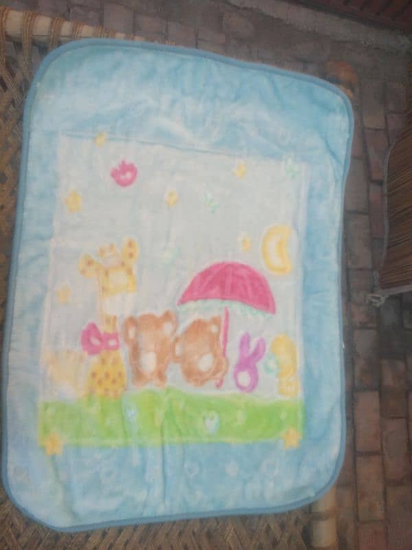 baby cart. baby kambal. baby sheet. baby bister 8