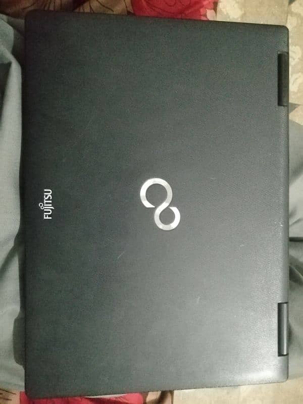 Fujitsu Lifebook S Series leptop 9