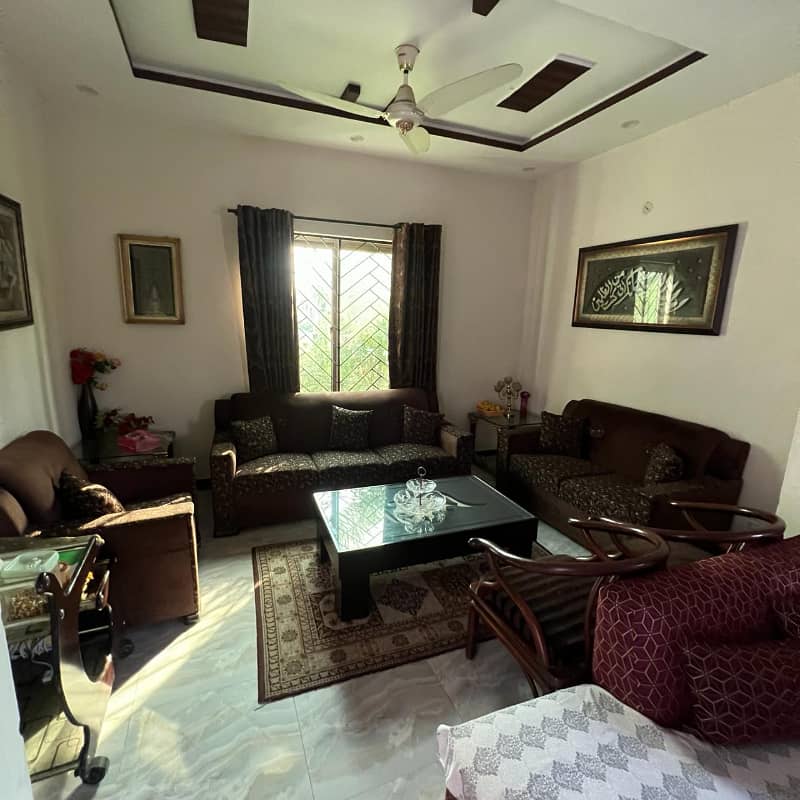 4.5 marla corner house for sale, Palm villas opposite to sozo water park main canal road Lahore 2