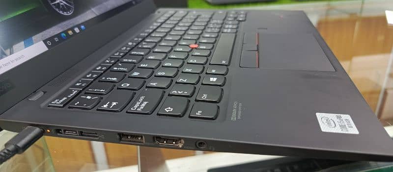 LENOVO X1 CARBON i5-10th (Gen 8) 3