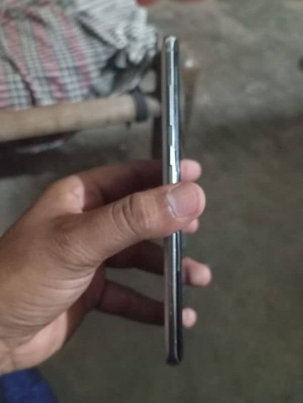 Samsung galaxy s10 plus 3