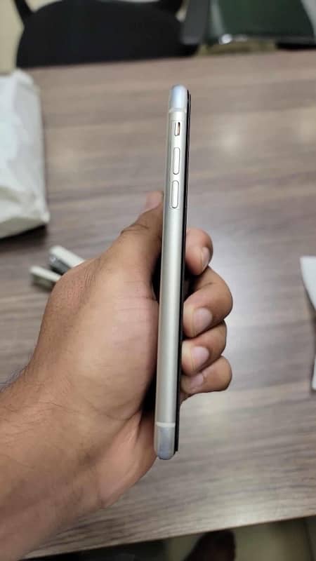 Iphone 11 128 gb Factory UnlocK 4