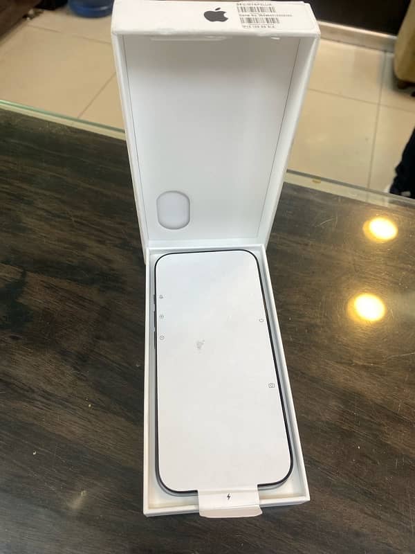 Iphone 16 non pta JV new 1