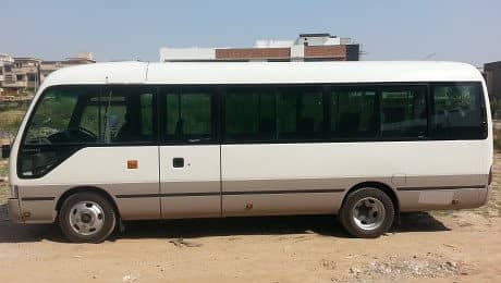 Rent A Car In Karachi / With Driver / Tour Pacakges / Grand Cabin/ APV 4