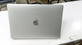 MacBook