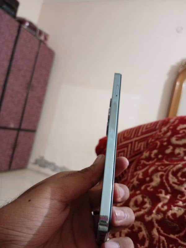 Infinix note 30 8/256 2