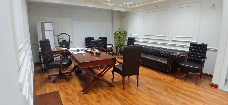 Fully Furnished Office 6000sqft Space Parking,Tiles, Lift Installed, Ceiling Installed 0