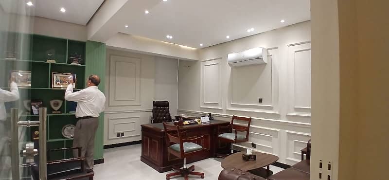 Fully Furnished Office 6000sqft Space Parking,Tiles, Lift Installed, Ceiling Installed 7