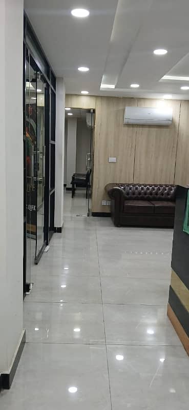 Fully Furnished Office 6000sqft Space Parking,Tiles, Lift Installed, Ceiling Installed 21