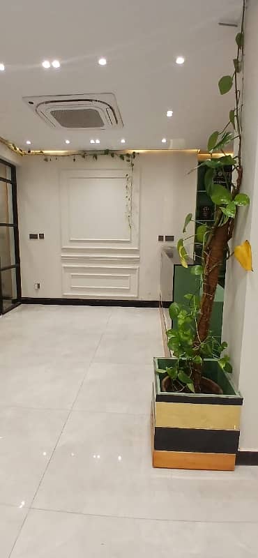 Fully Furnished Office 6000sqft Space Parking,Tiles, Lift Installed, Ceiling Installed 23