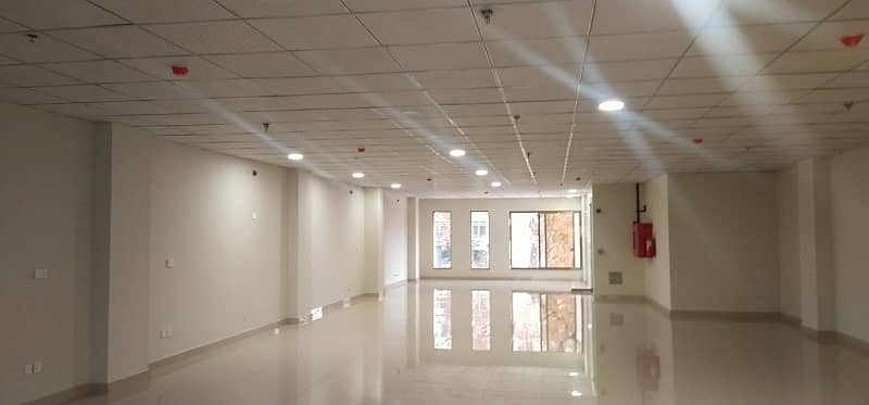 PC Marketing Offers! 9000sqft Brand New Office For Rent In Park Road 5