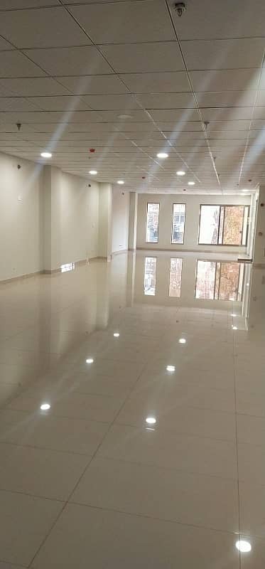 PC Marketing Offers! 9000sqft Brand New Office For Rent In Park Road 7