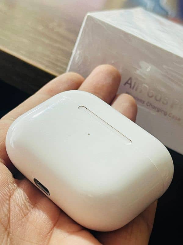 Air pods pro Made in Japan 9