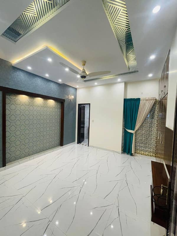 1 kanal like a Brand New House Available For Rent in Bahria Town Lahore 15