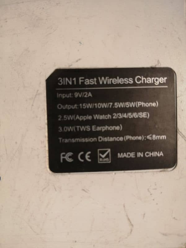 3 1n 1 fast wireless charger and Samsung wireless charger 5