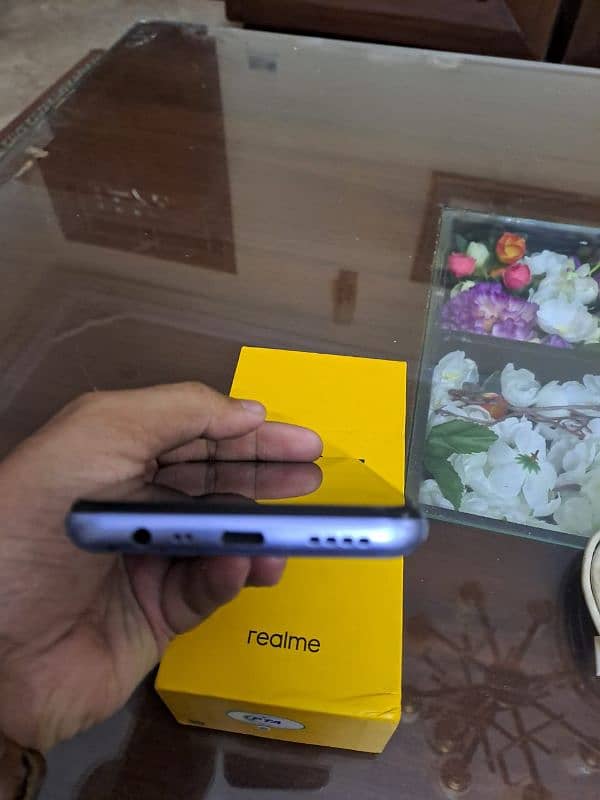 Realme c25s 4