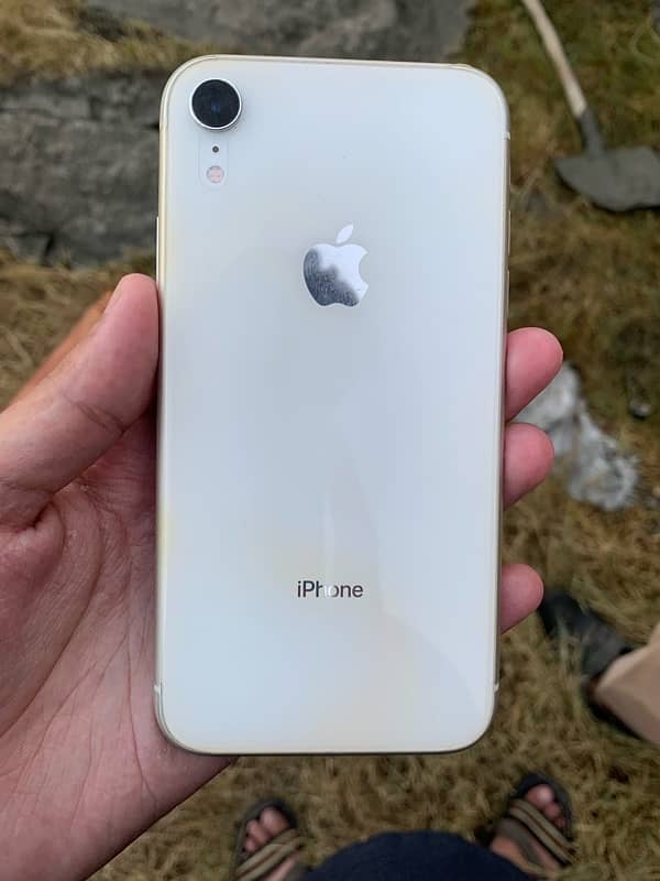 iPhone XR 64gb 2