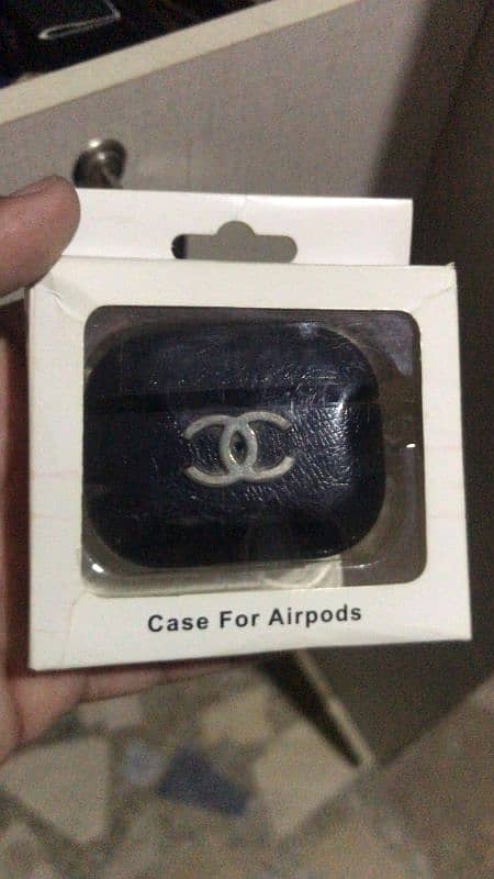 airpods pro 2 with free case 4