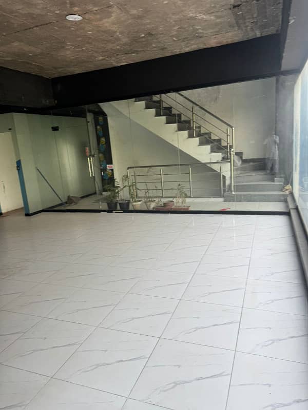 First floor hall for rent for snoker club and gym and office software house+ call centre 1